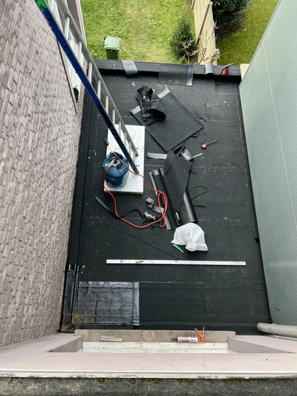 Maintaining Commercial Flat Roofs